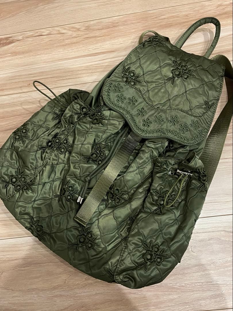 POPPY pointe backpack カーキ