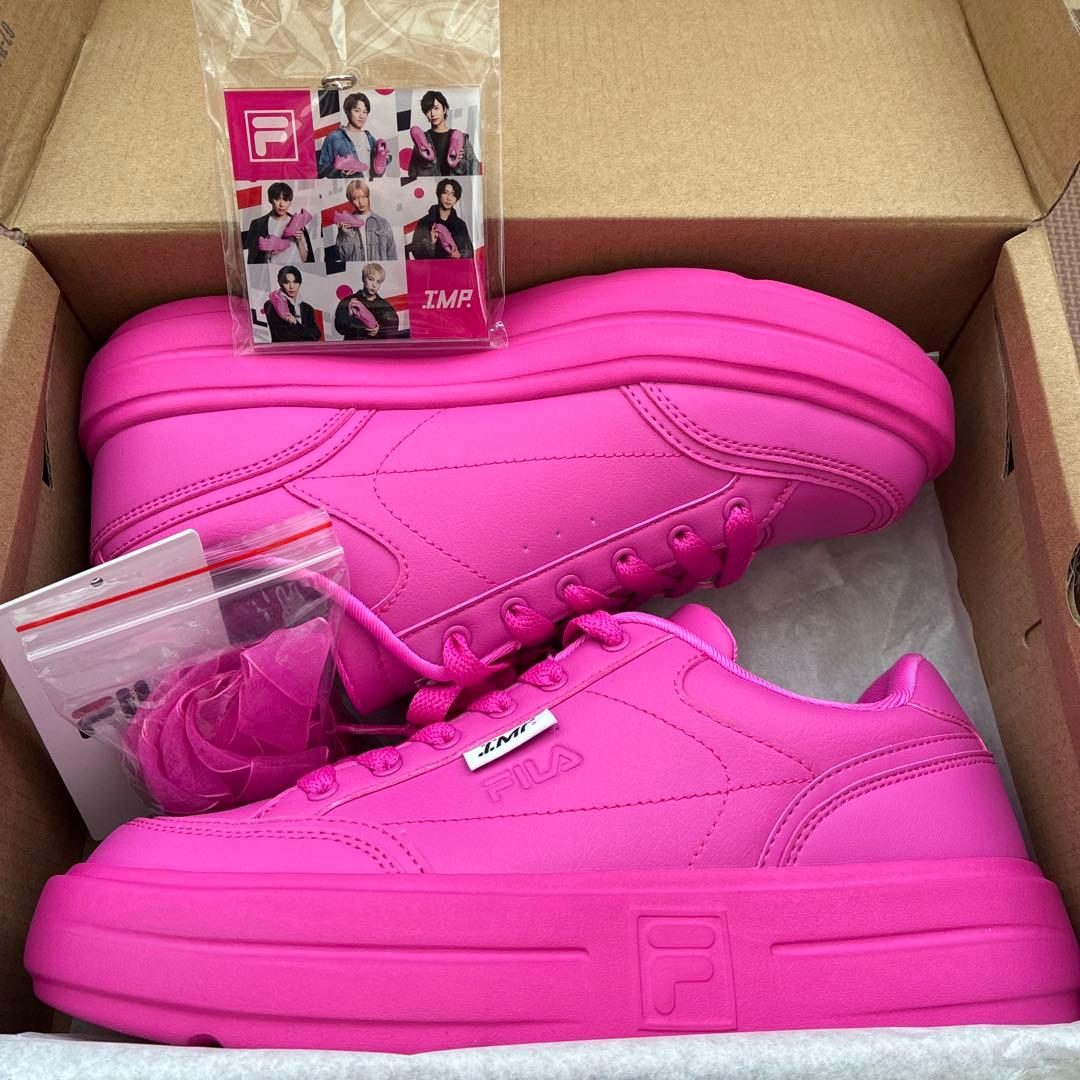 FILA×IMP.コラボ マゼンタピンク スニーカー 24cm - メルカリ