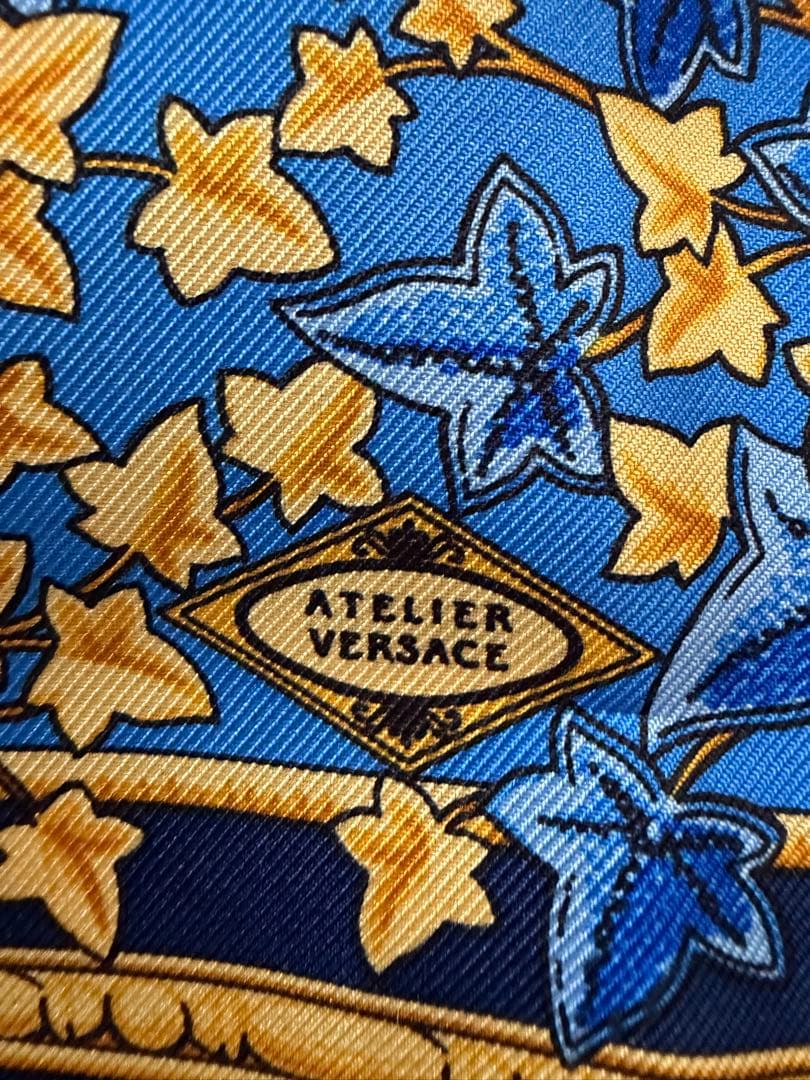 VERSACEヴェルサーチ ロングスカーフ ブルー系 VERSACEヴェルサーチ