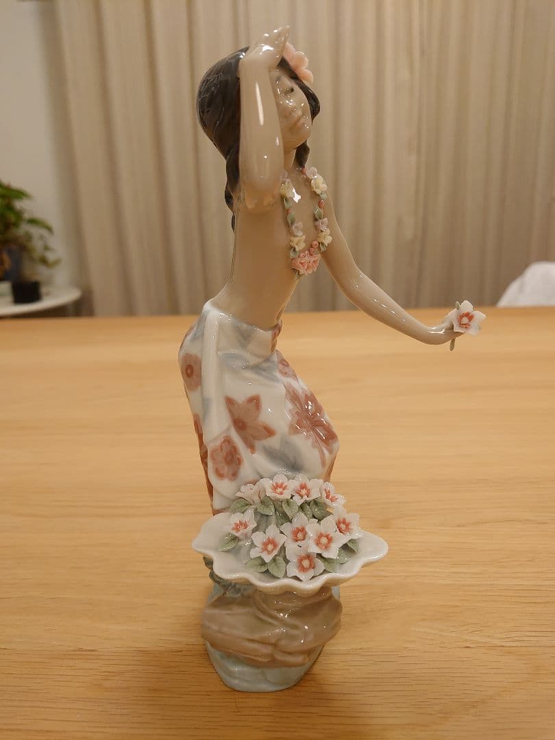 極美品 絶版 箱付 ハワイ限定品】リヤドロ LLADRO 1478『アロハ