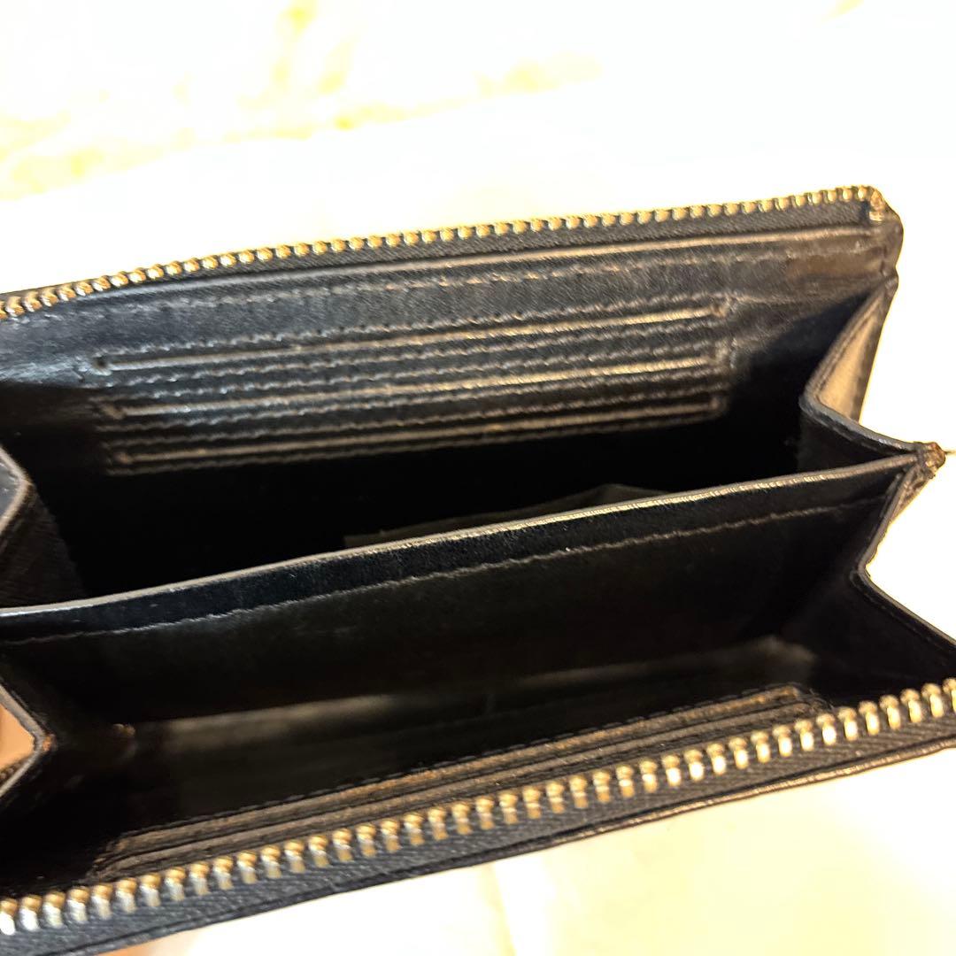 値下げ】マリメッコ ウニッコ花柄エンボス 財布 - メルカリ