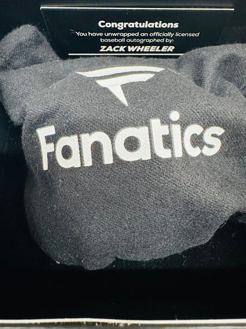 ZACK WHEELER サイン入りボール UNDER WRAPS