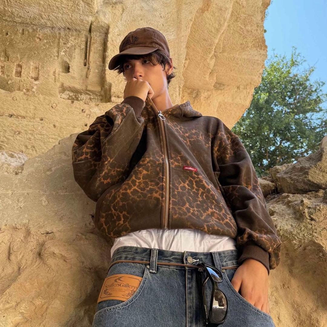 専用 scuffers ジップパーカー レオパード - メルカリ