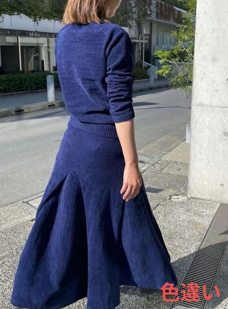 4943【美品】マディソンブルー サイドタックマーメイドスカート 23年 黒