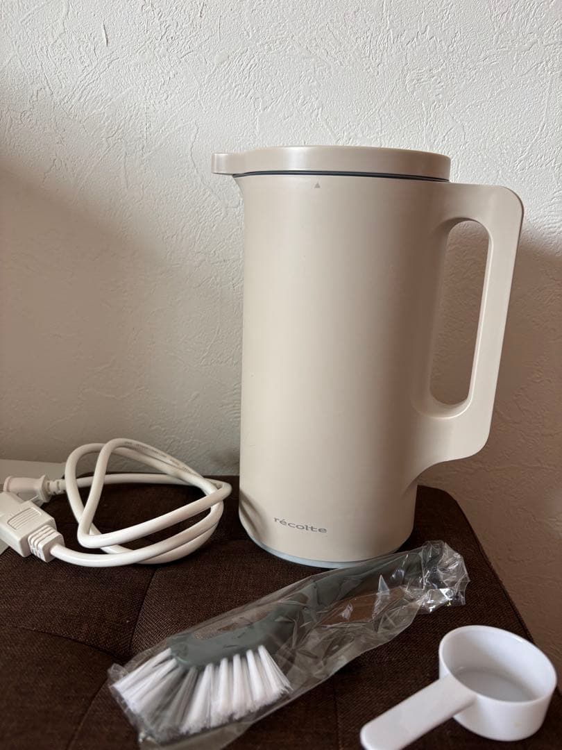 レコルト 自動調理ポット　ホワイト　美品 ノベルティ付き】レコルト 自動調理ポット ／ クリームホワイト RSY-2