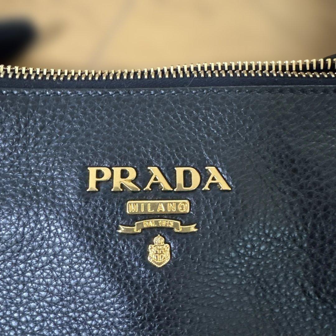美品 PRADA 1BH046 レザージョルダーバックダブルポシェットブラック