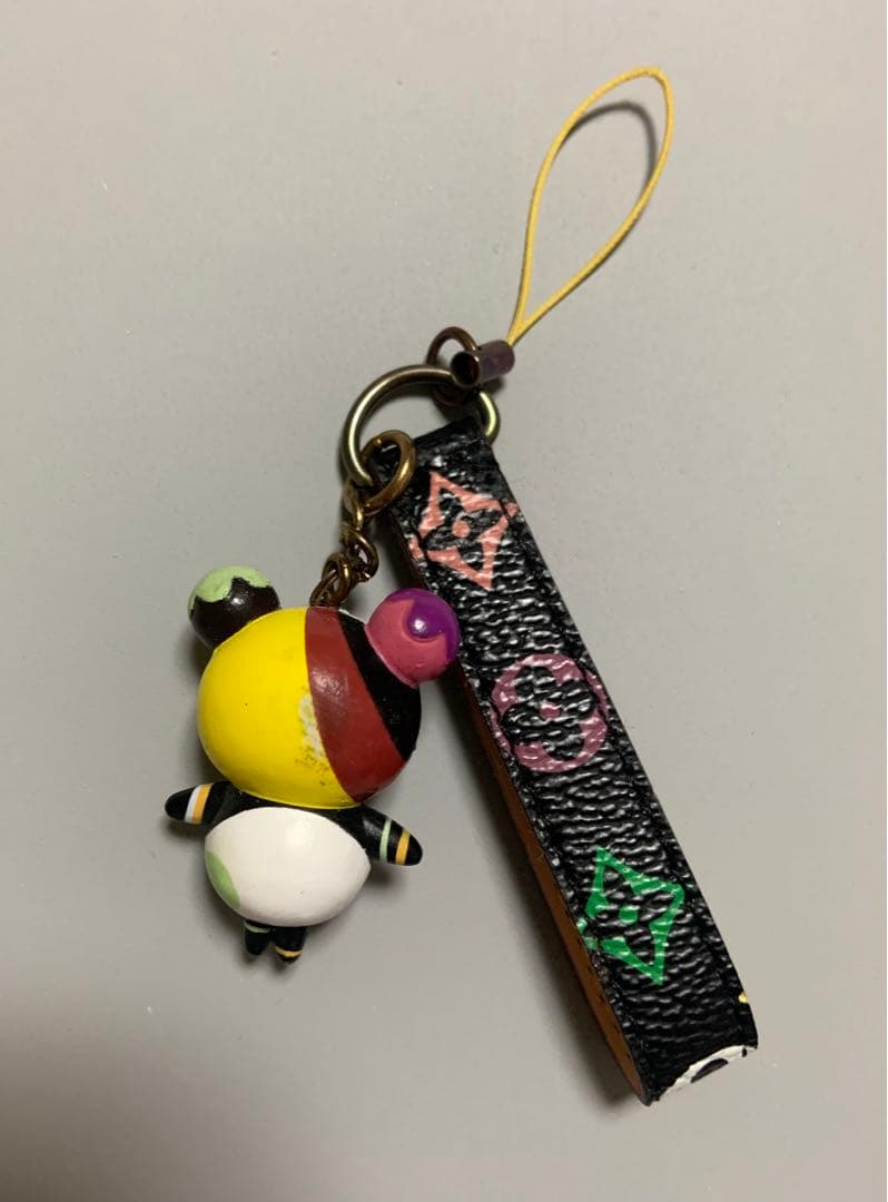 ユーズド品 ルイヴィトン 村上隆 コラボ パンダ ストラップ - メルカリ