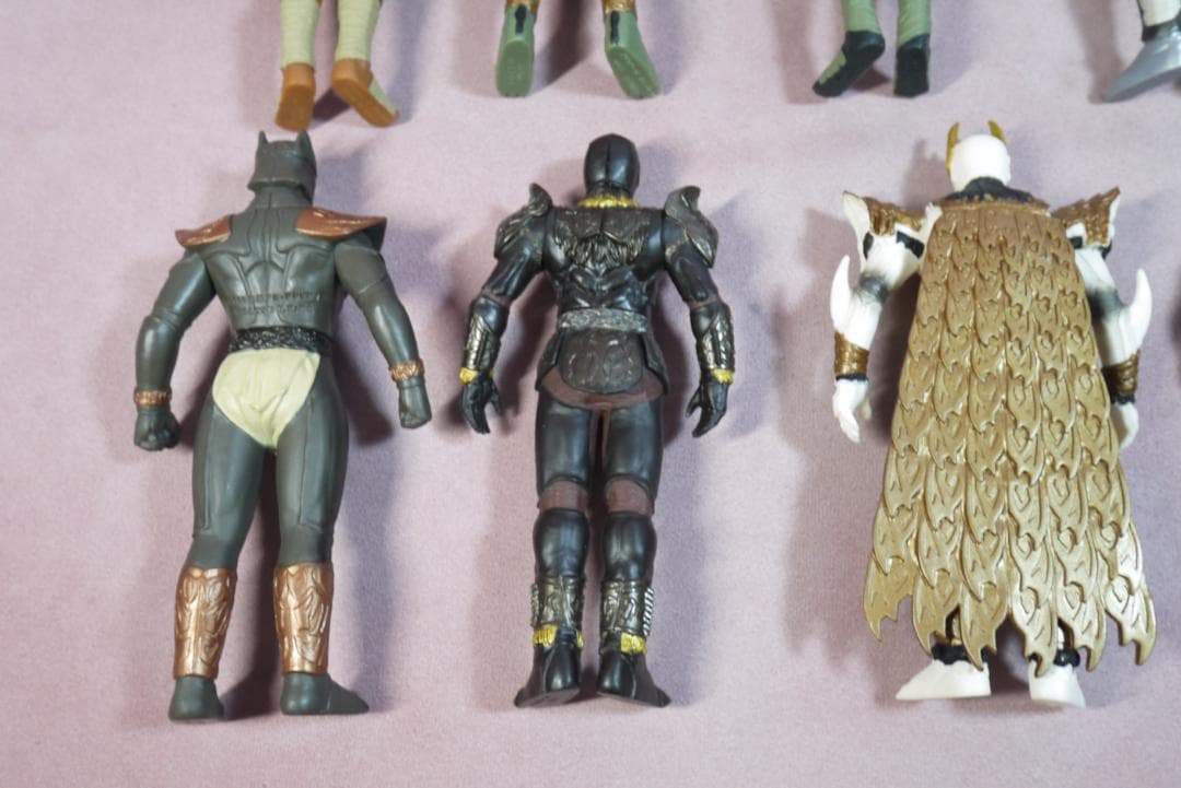 仮面ライダークウガ グロンギ怪人 11体セット ソフビ - メルカリ