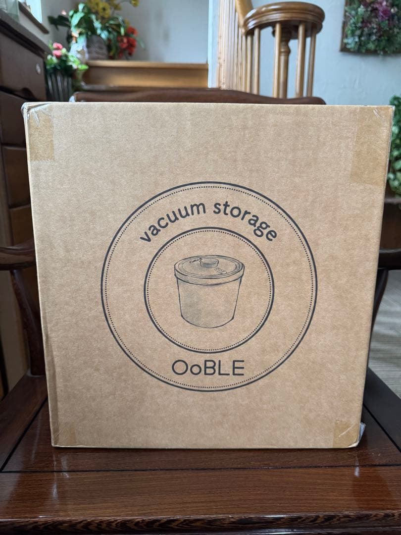 新品・未使用・未開封】OoBLE（オーブル） 真空保存容器 ホワイト 13L