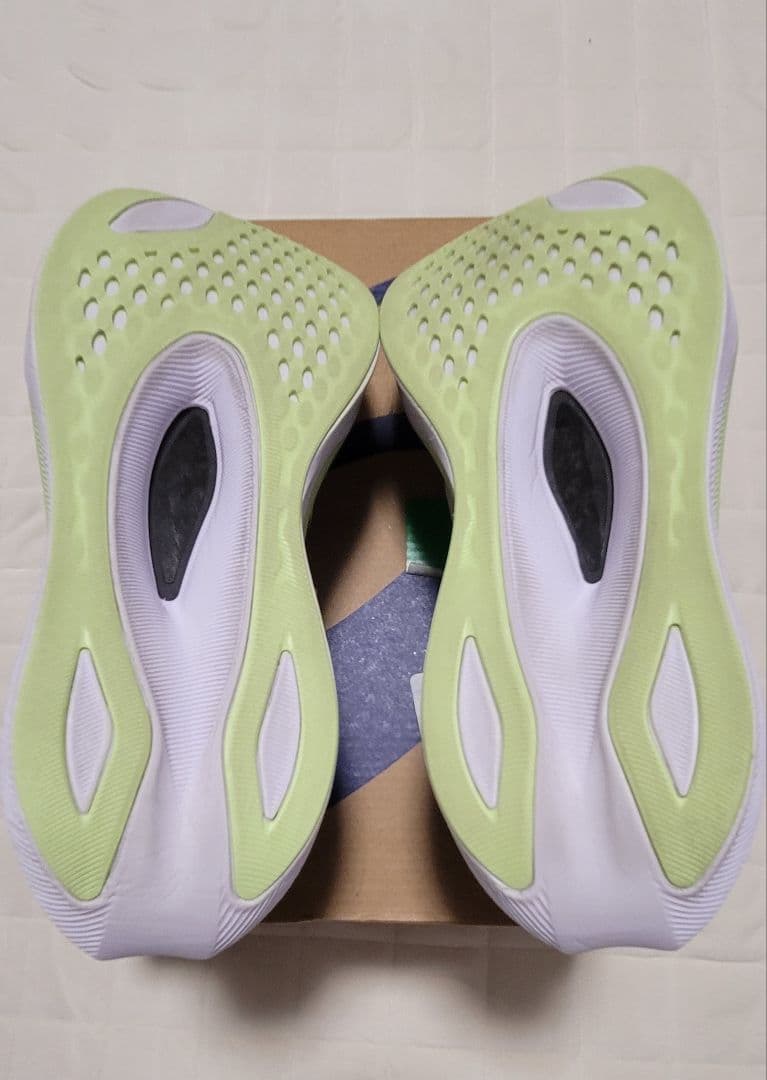 asics Magic Speed4　カーボンプレート 25.5CM