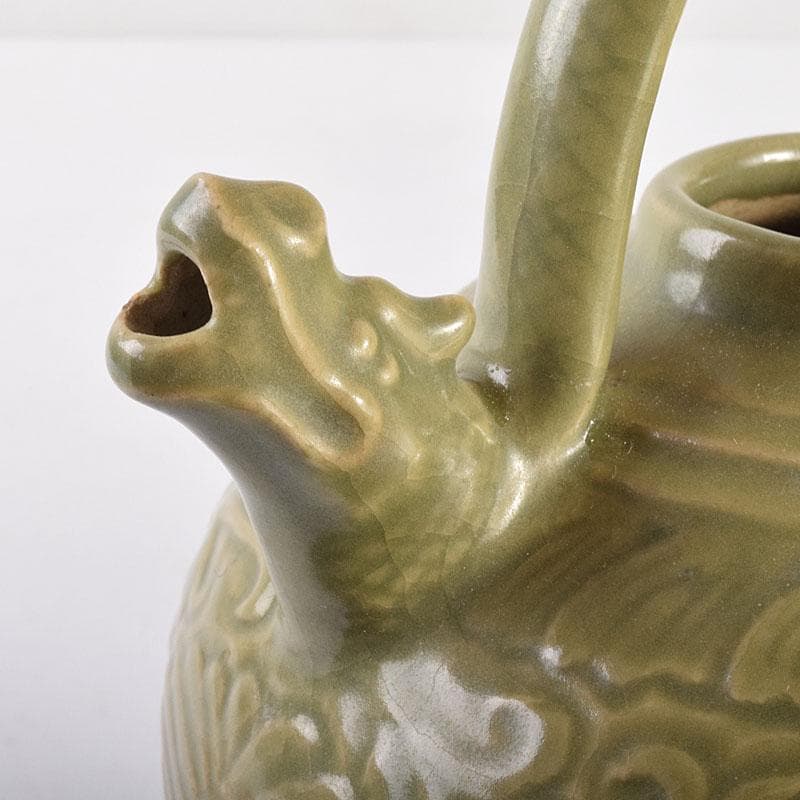 中国 龍泉窯 青磁 三つ足 神獣口水注瓶 C 7054