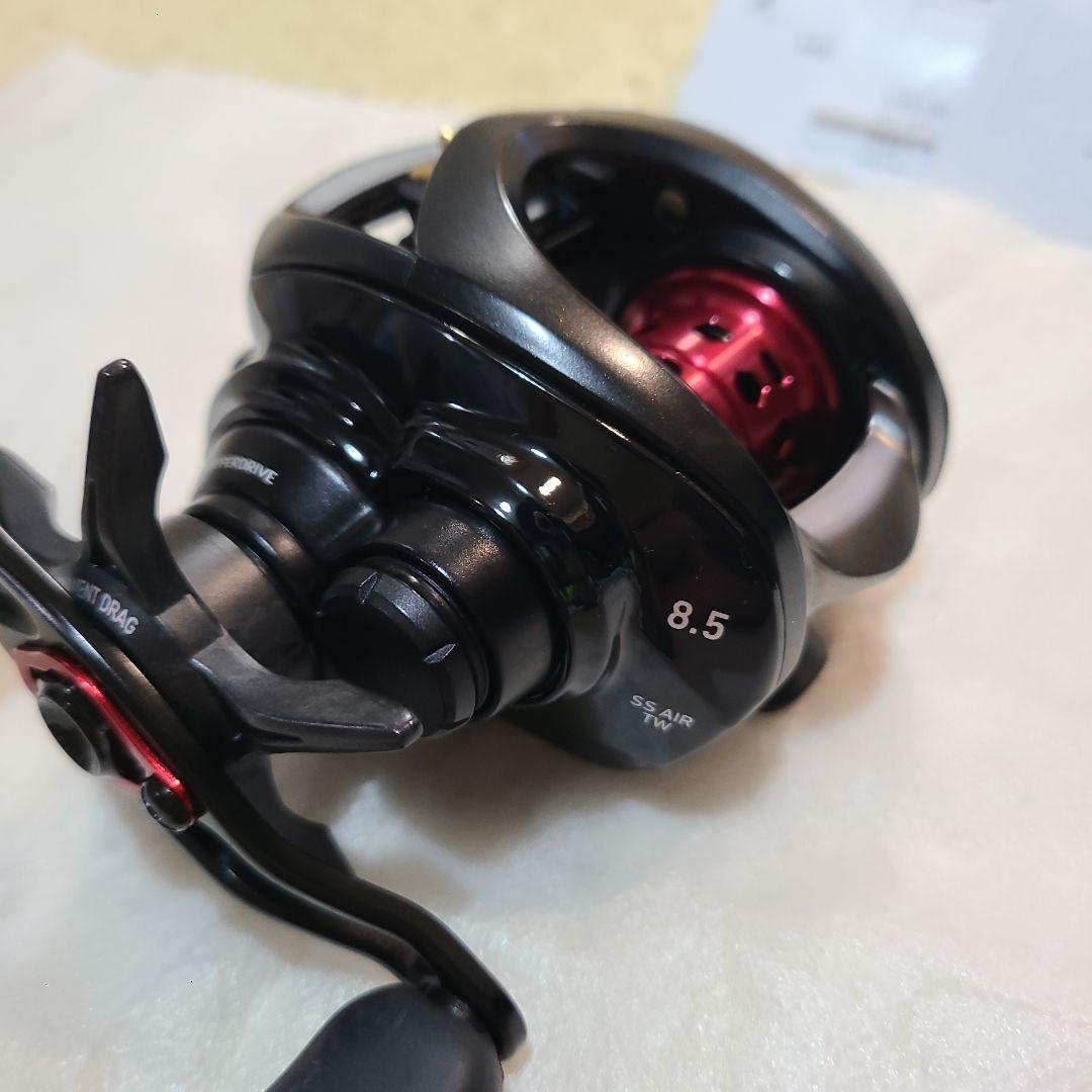 【美品】ダイワ 23SS AIR TW 8.5L 左ハンドル