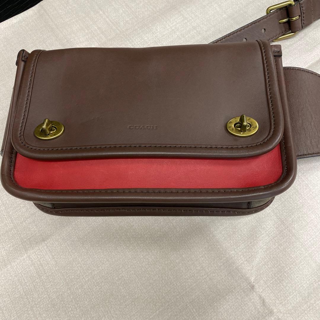 コーチボディバッグ&ウエストバッグ【美品】　（お値下げ） COACH（コーチ） 並行輸入 ウエストバッグ ボディバッグ ぺ