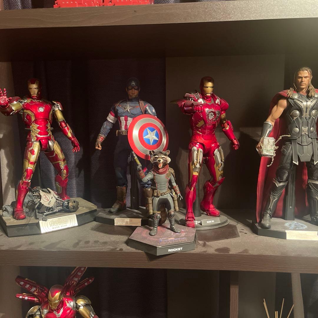 Hot toysセット アイアンマン　ロケット　キャプテンアメリカ　マイティソー 浪漫が詰まったアイアンマン史上最高のセット HotToys IRONMAN Mk.6