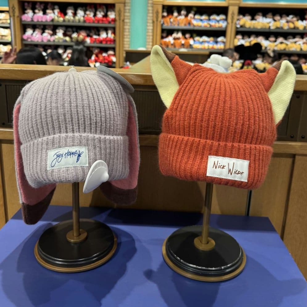 美品○ズートピア ニック ジュディ ニット帽 海外限定 - メルカリ