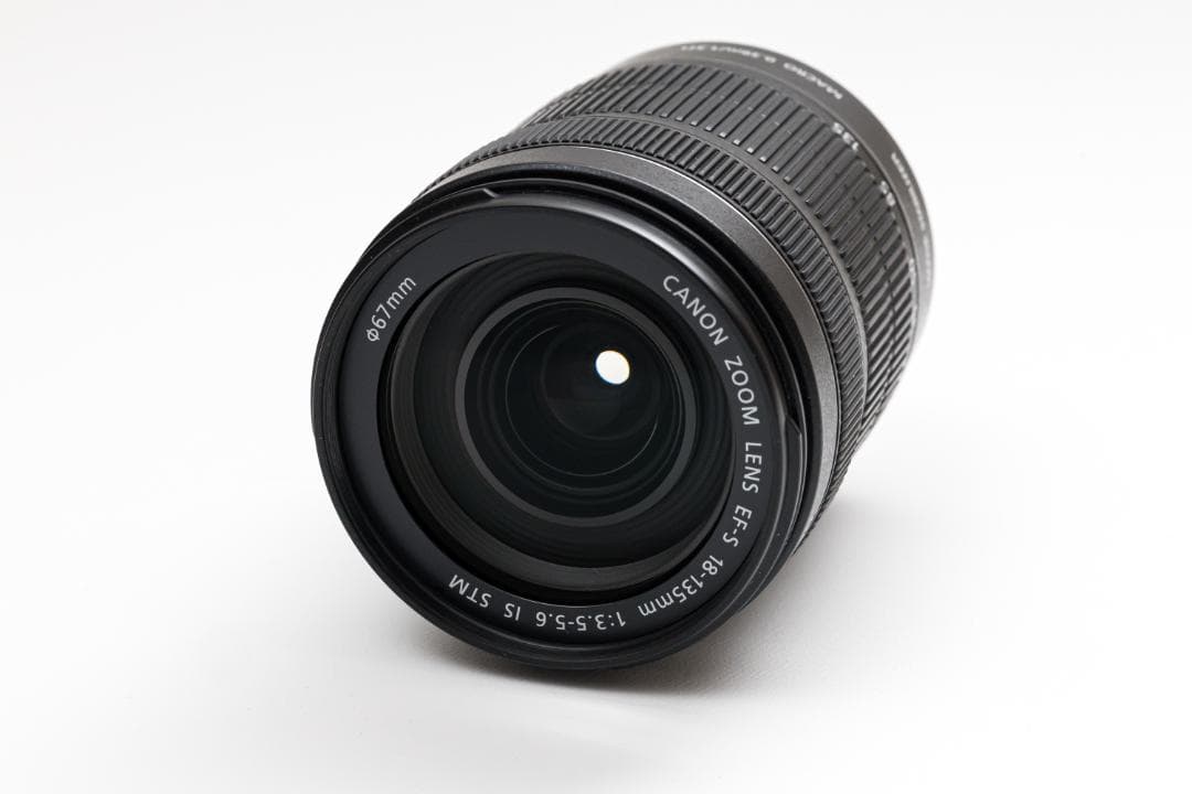 Canon EF-S 18-135mm F3.5-5.6 IS STM　キャノン