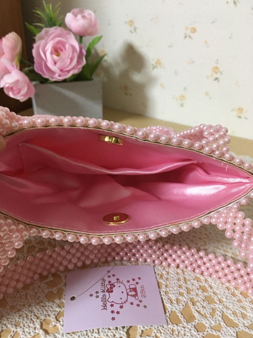 新品未使用】〜レア品〜レトロハローキティ♡25周年パールビーズバッグ