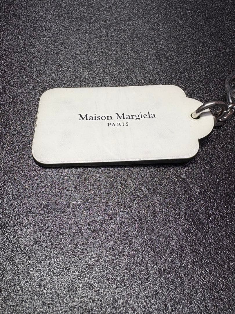 MaisonMargiela メゾンマルジュラ 4ステッチ キーリング Maison Margiela【メゾン マルジェラ 】4ステッチ キーリング