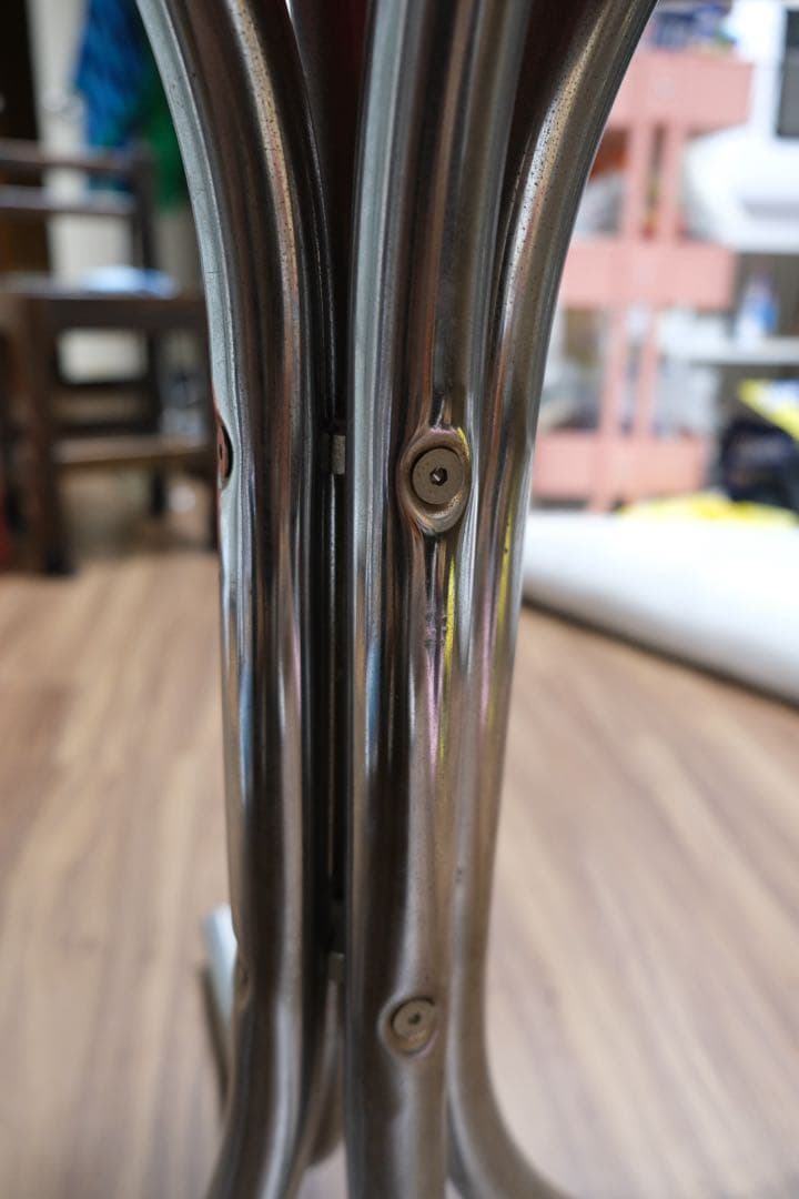 引取り可能】Coca-Cola 円形テーブル D100931955 ファッション