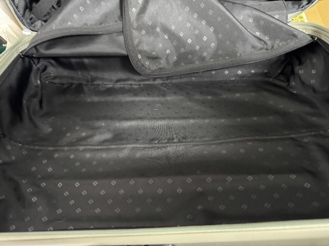 Samsonite スーツケース エノーム スピナー69 70L 3.8kg