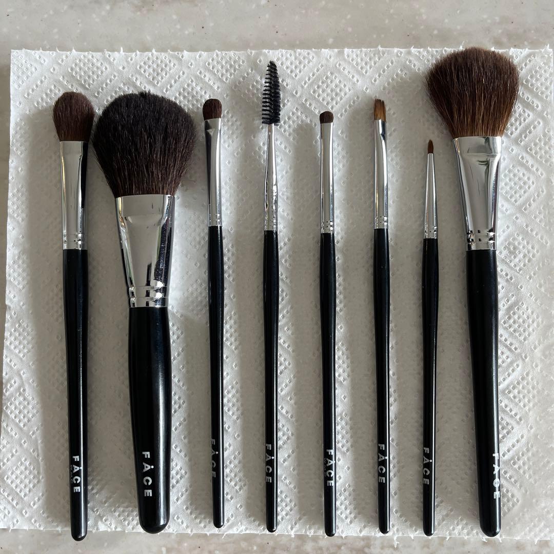 お値下げしました☆綺麗です☆FACE ワミレスメイクブラシ8点セット価格