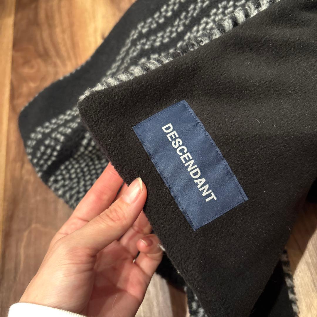 服好き様DESCENDANT HELLY HANSEN フリース パイル 新 デザイン