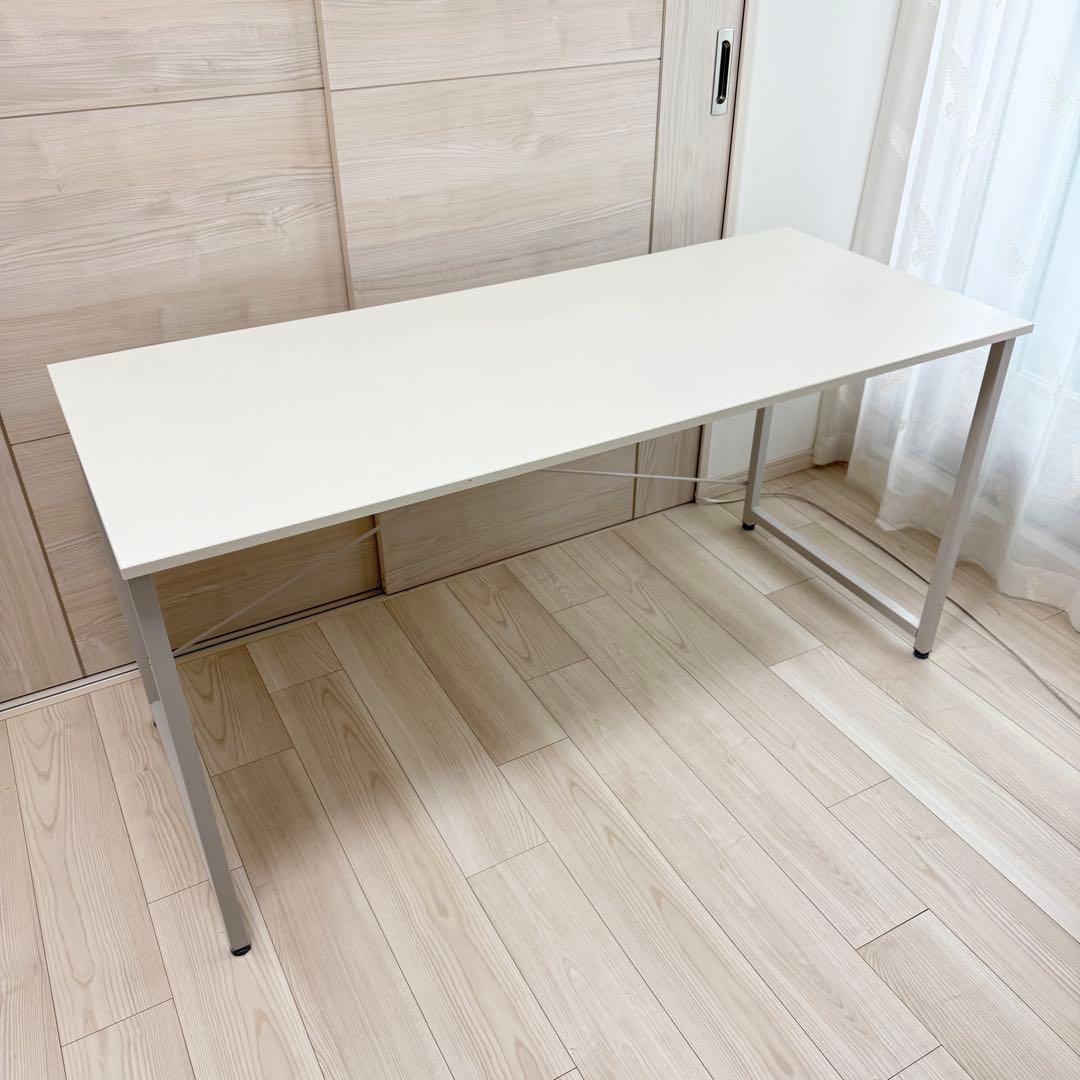 サンワダイレクト シンプルワークデスク 幅140cm×奥60cm ホワイト Amazon | サンワダイレクト シンプルワークデスク 幅140cm×奥行60cm