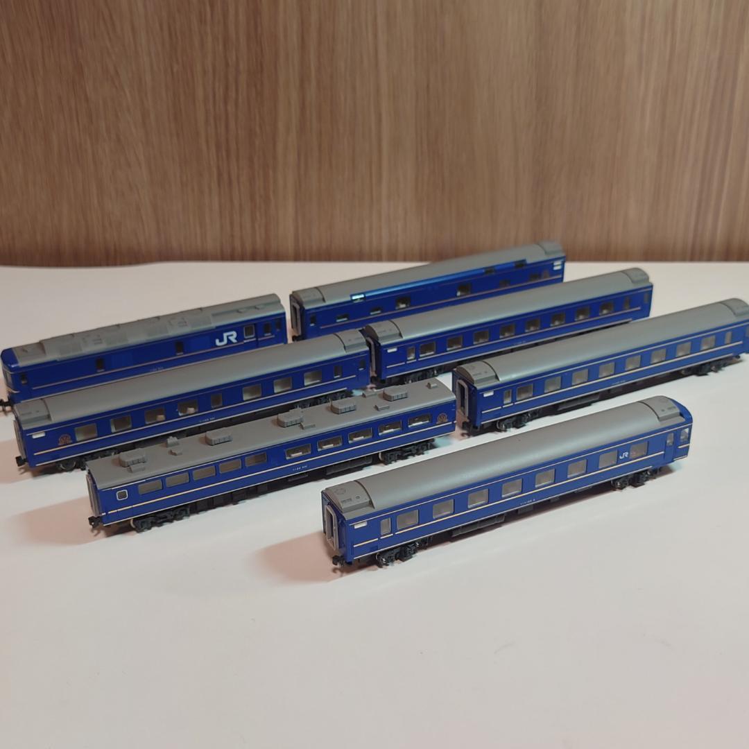 KATO 10-163 24系25形 ”北斗星” 特急形寝台客車（室内灯付き）