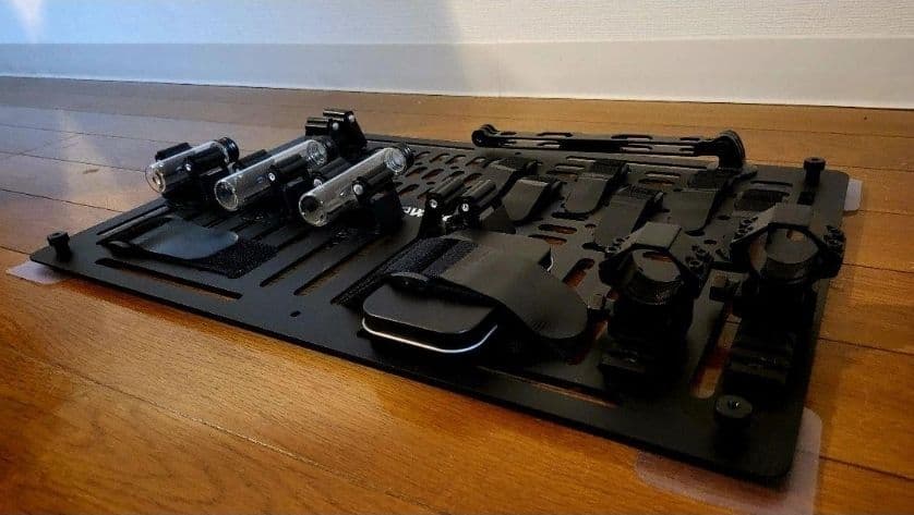 ○アーム付き○46～50L アルミコンテナ用 L サイズ 上蓋パネル 穴あけ対応