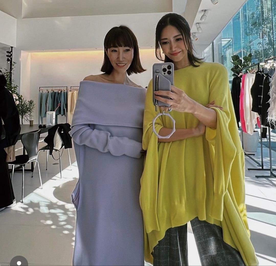 即完売品 マイラン カシミヤ100% ポンチョ 人気色グレー 着痩せ効果抜群