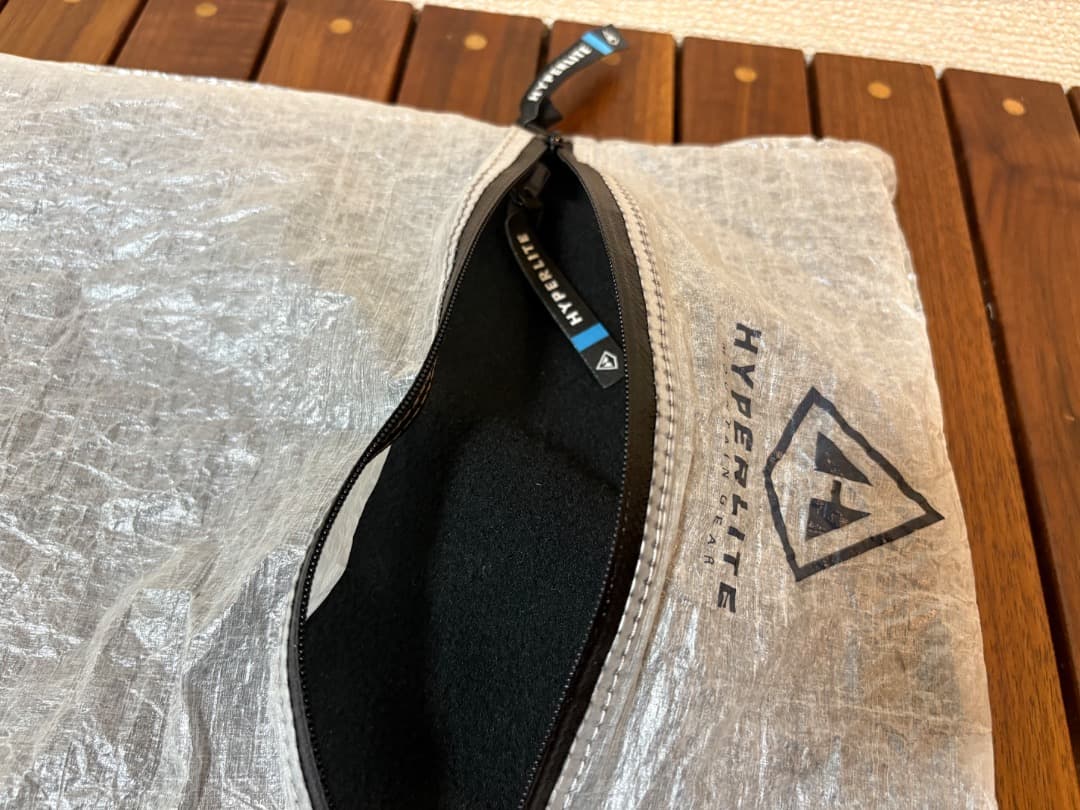 Hyperlite Mountain Gear スタッフサックピロウ 枕 スタッフサック