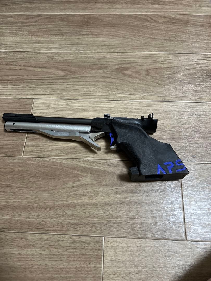 マルゼンAPR-3 リミテッドエディション2021 コズミックシルバー限定モデル 限定品】マルゼン: 競技用ハンドガン本体 APS-3 リミテッド