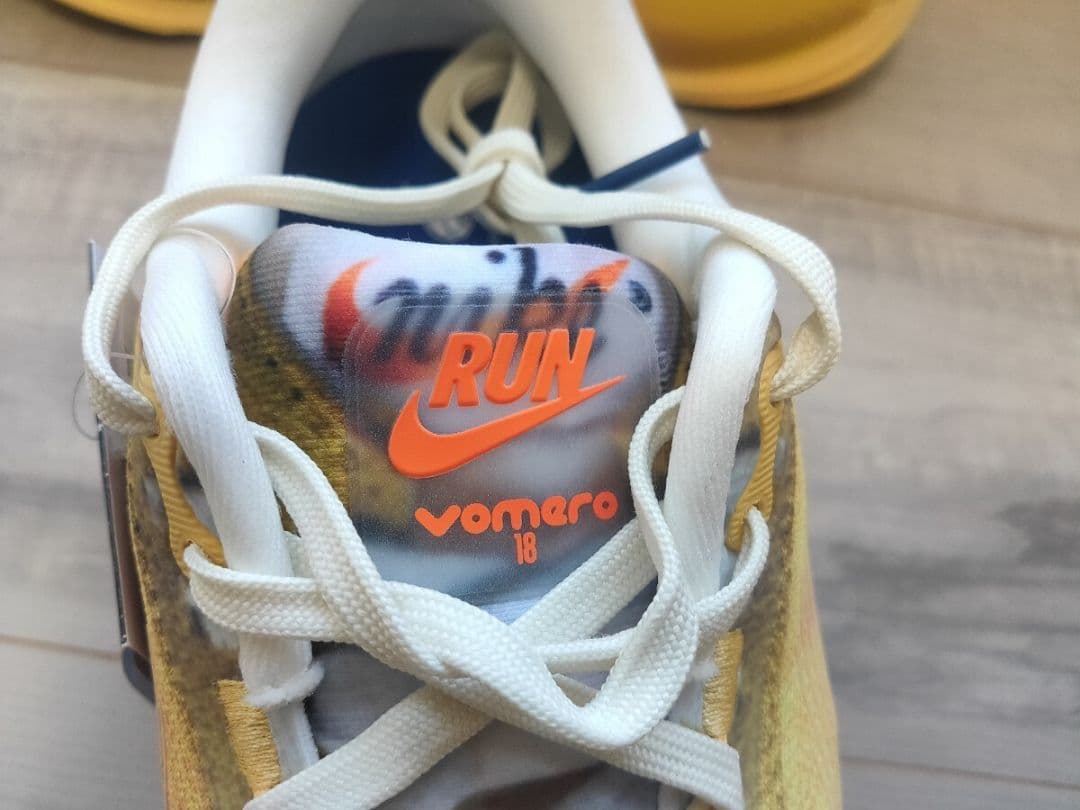 28.5cm NIKE ZOOM VOMERO 18 ナイキ ズーム ボメロ