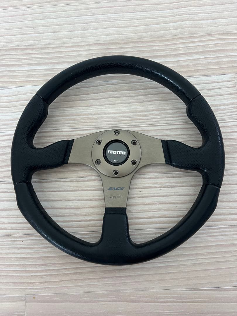 momo ステアリング　race 正規品 MOMO ステアリング RACE（レース） 32φ R-12 : 株式会社 UJ