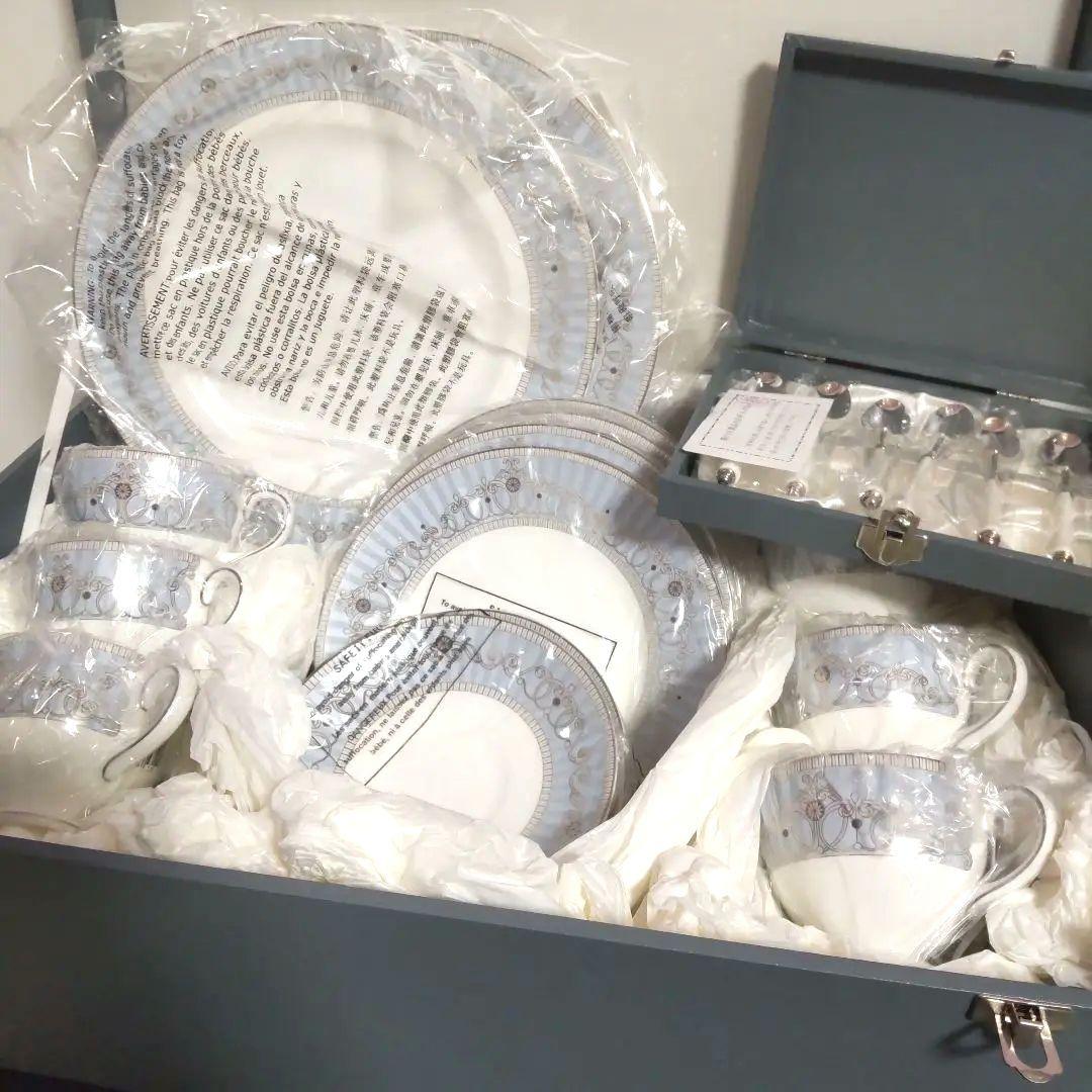 ウェッジウッド アレクサンドラ 食器セット カップ ソーサー デザート皿 大皿 Wedgwood (ウェッジウッド) カップ&ソーサーセット アレクサンドラ 6P