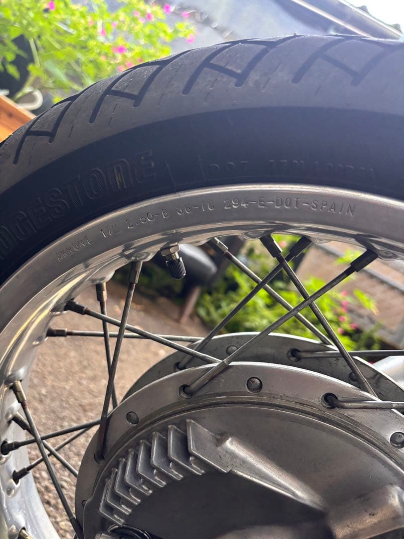 AKRONTホイール F17 R18インチ ヤマハ sr400sr500 - メルカリ