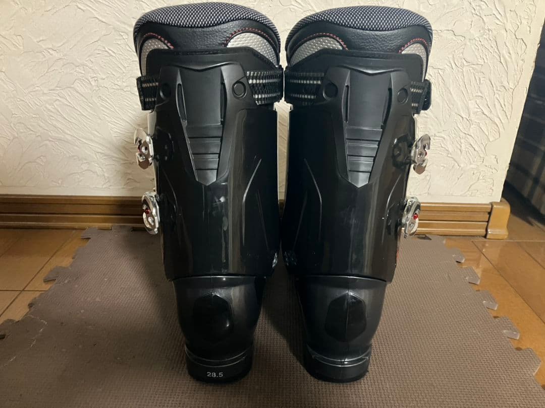 NORDICA　ノルディカ スキーブーツ 28.5cm　足幅広め 軽量モデル