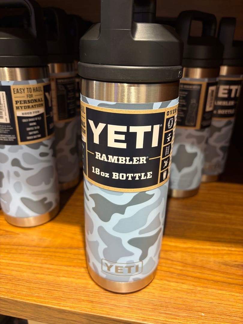 YETI 18 oz Bottle 迷彩 - メルカリ