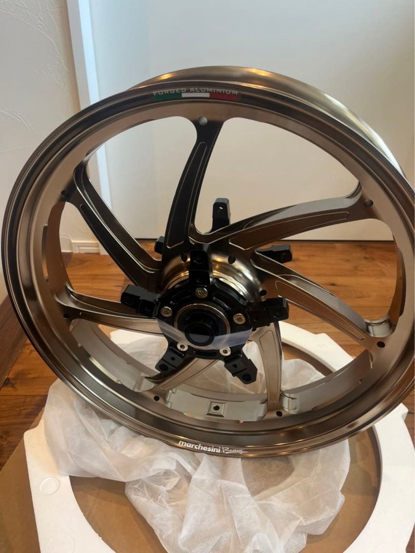 kaito様専用Z900RS マルケジーニ802D (Anodize Dark) - メルカリ