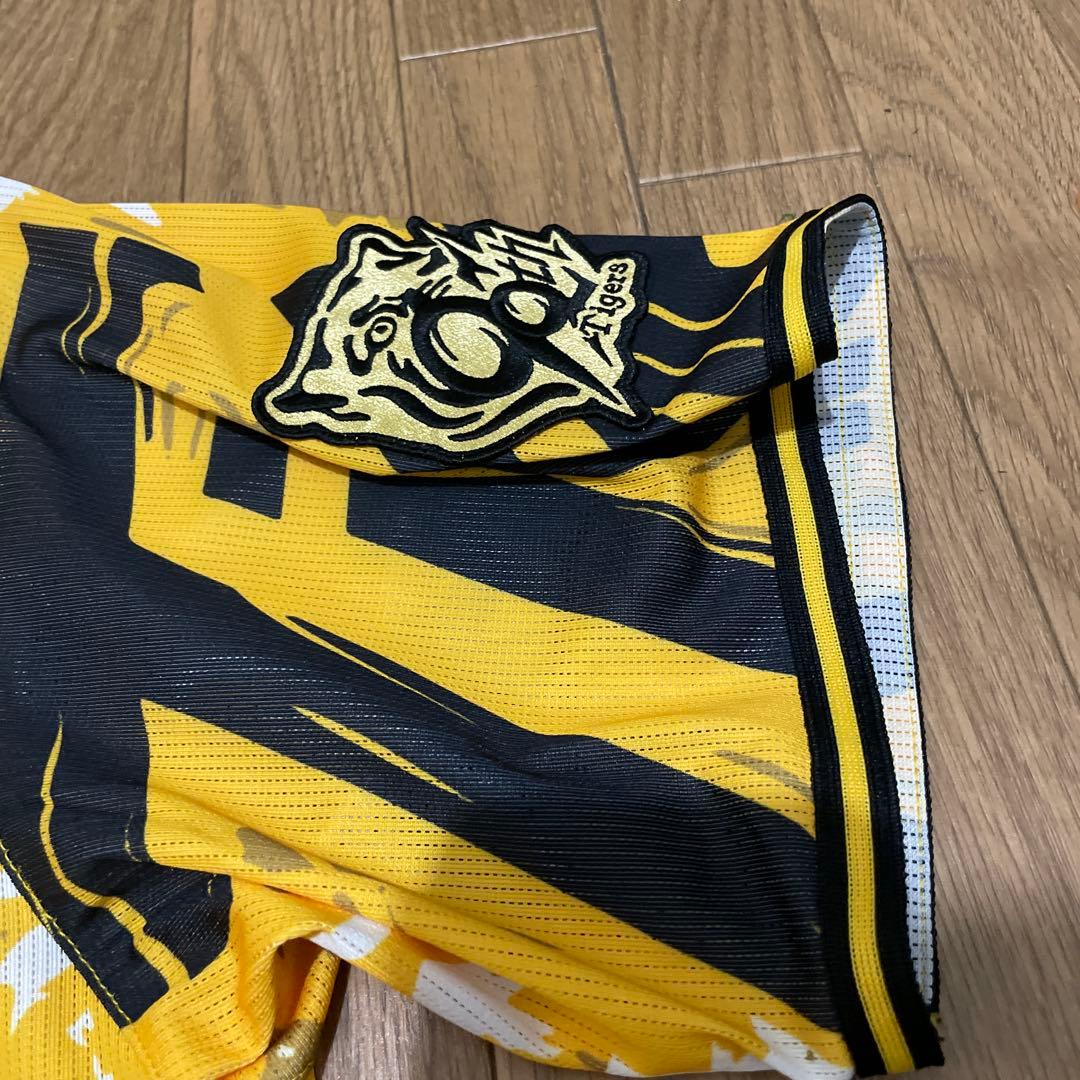 Lサイズ】阪神タイガース 佐藤輝明選手 レプリカユニフォーム ウル虎の夏