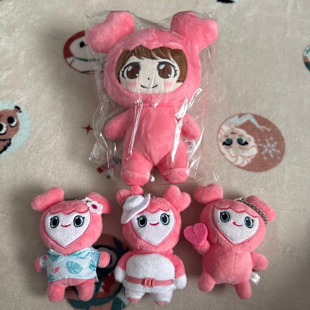 twice モモ ラブリー モブリー ぬいぐるみ - メルカリ