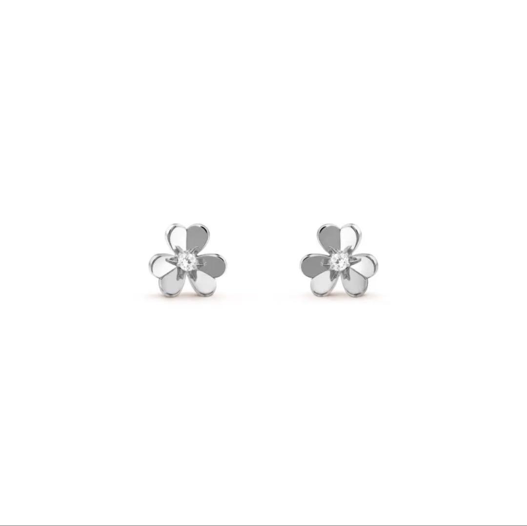 Van Cleef & Arpels フリヴォル ミニ ピアス WG 楽天市場】Van Cleef & Arpels ヴァン クリーフ&アーペル フリヴォル