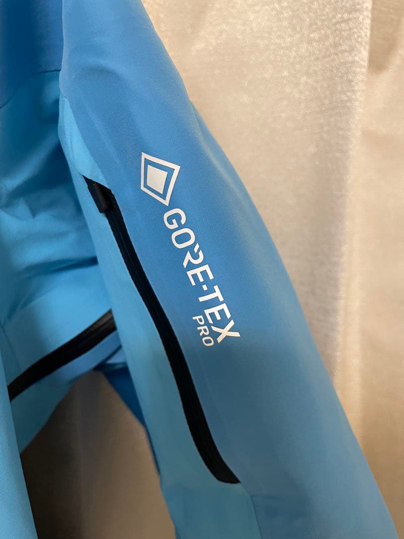 新品未使用】22-23 BURTON AK457 ガイドジャケット M 正規品 - メルカリ