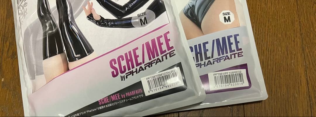 PHARFAITE ブラックマテリアル 競泳水着 エナメル グローブ&ソックス