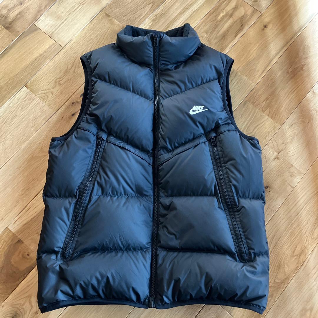 NIKE STORM-FIT ダウンベスト ウィンドランナー L - メルカリ