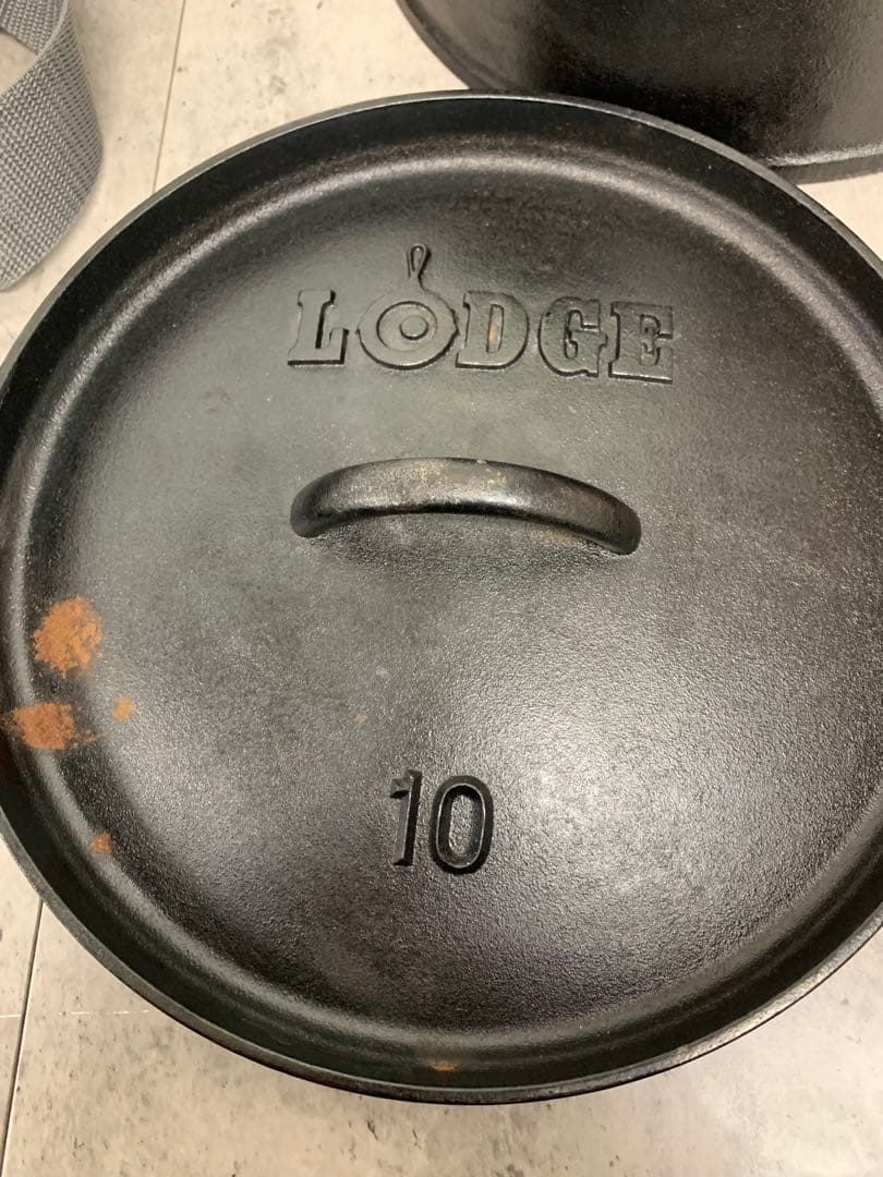 # LODGE 4.7L 10インチ ダッチオーブン L10DC03