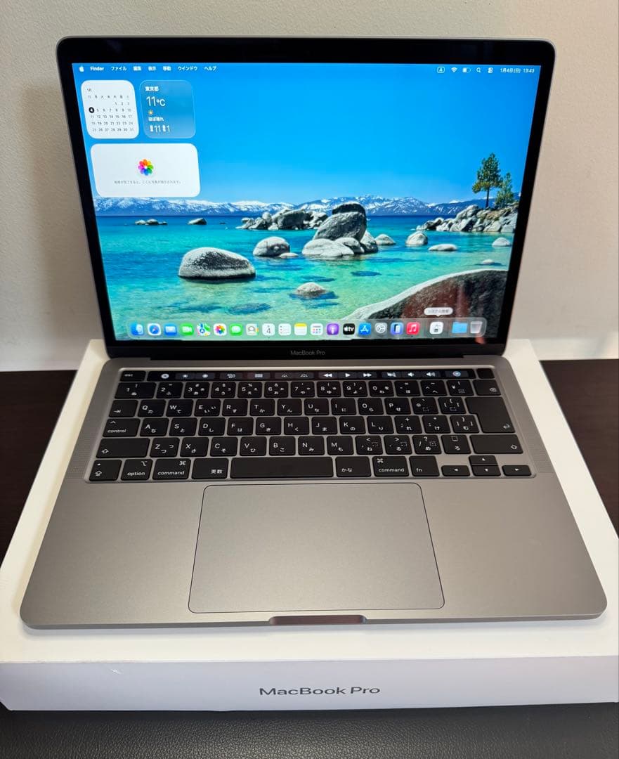 MacBook Pro 2020。16GB。 500GB Amazon.com: Apple Late 2020 MacBook Pro with Apple M1 Chip (13.3