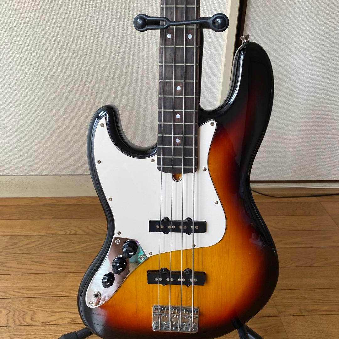 5/3迄！ベ-スギターバッカス 左利き 美品【送料込み価格】超お徳