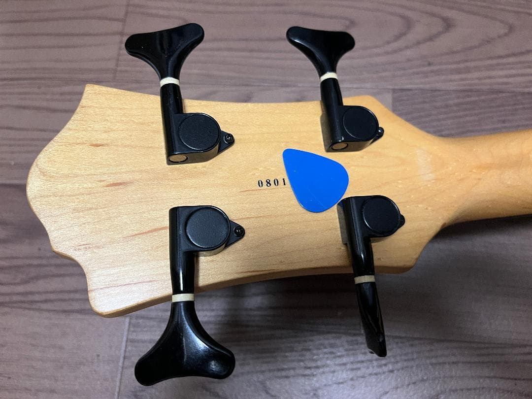 B.C.Rich Eagle BASS Black ケース付属　イーグル　ベース