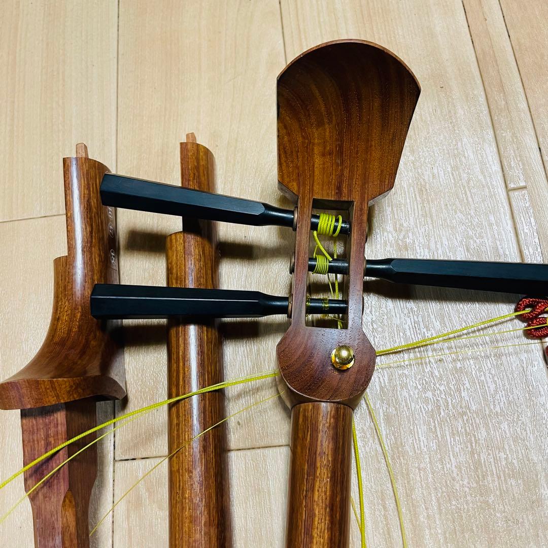 三味線 花梨 中棹 バチ ハードケース付き三味線 花梨 中棹 バチ ハード